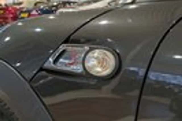 MINI Mini (2011) thumbnail 8