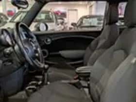 MINI Mini (2011) thumbnail 9