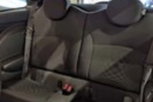 MINI Mini (2011) thumbnail 10