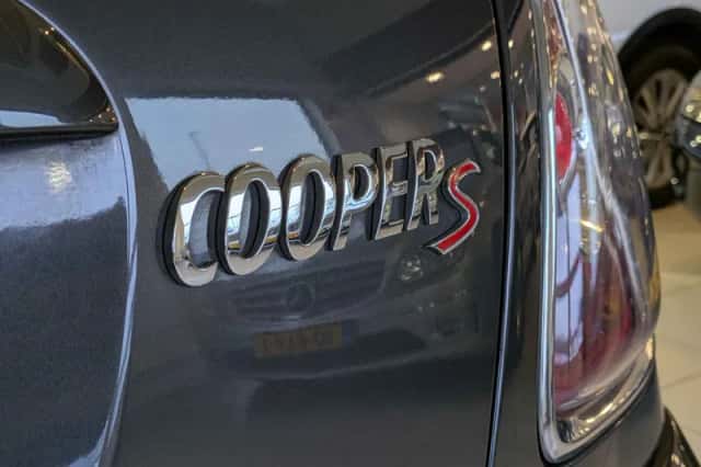 MINI Cooper S (2011) thumbnail 6