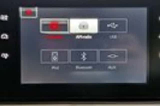 Citroën C4 Cactus (2015) thumbnail 15