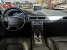 Volvo S80 (2010) thumbnail 9