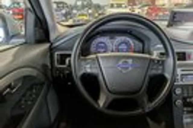 Volvo S80 (2010) thumbnail 10