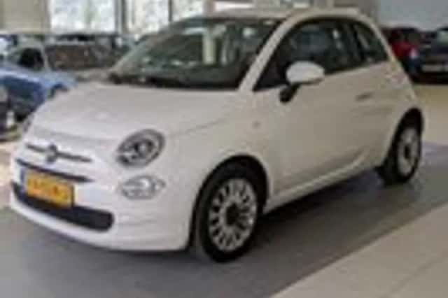 Fiat 500 (2016) thumbnail 2