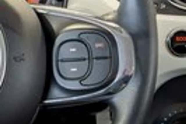 Fiat 500 (2016) thumbnail 11