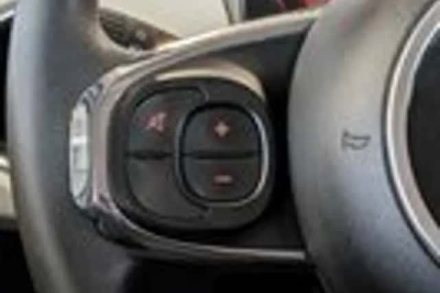 Fiat 500 (2016) thumbnail 10