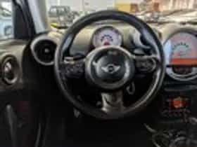 MINI Countryman (2010) thumbnail 9