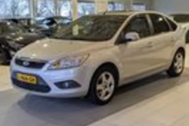 Ford Focus (2008) thumbnail 2