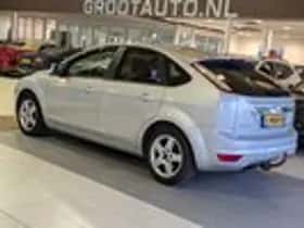 Ford Focus (2008) thumbnail 3