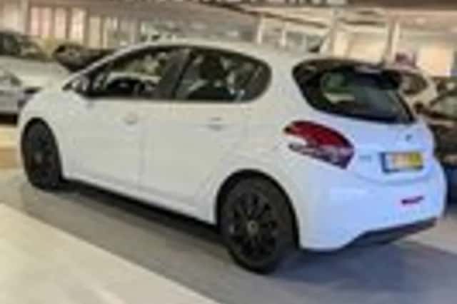 Peugeot 208 (2018) thumbnail 3