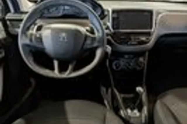 Peugeot 208 (2018) thumbnail 9