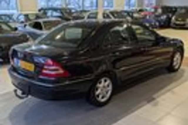 Mercedes-Benz C-Klasse (2001) thumbnail 4