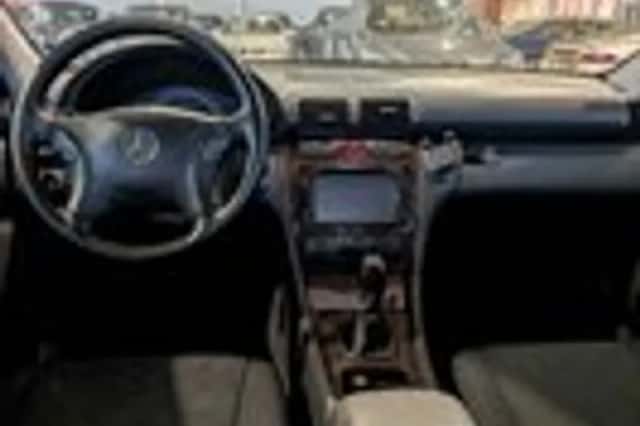 Mercedes-Benz C-Klasse (2001) thumbnail 8