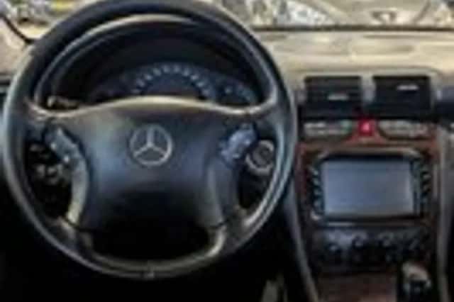 Mercedes-Benz C-Klasse (2001) thumbnail 9