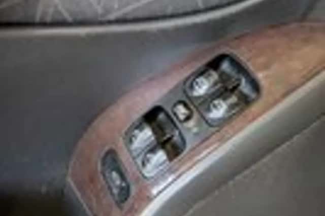 Mercedes-Benz C-Klasse (2001) thumbnail 10