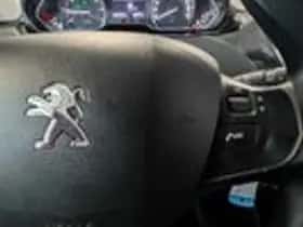 Peugeot 208 (2013) thumbnail 14