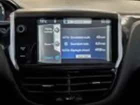 Peugeot 208 (2013) thumbnail 18