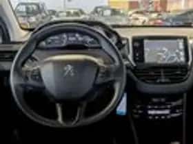 Peugeot 208 (2013) thumbnail 9