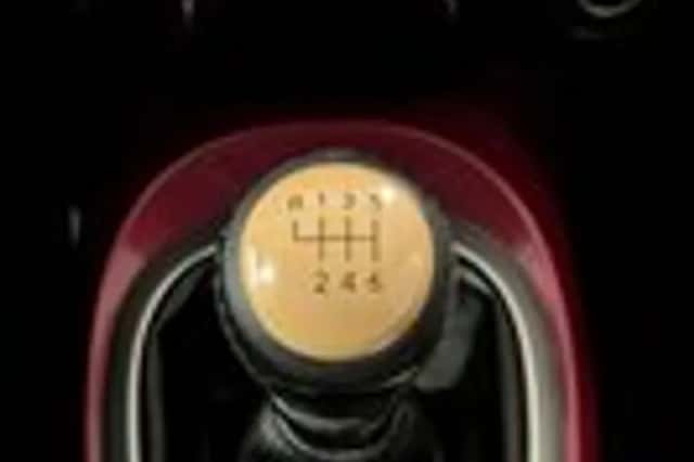 Nissan Juke (2011) thumbnail 17
