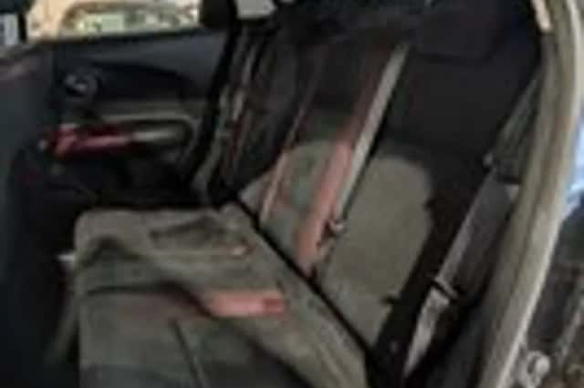 Nissan Juke (2011) thumbnail 7