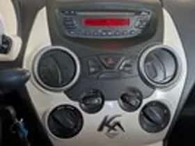 Ford Ka (2011) thumbnail 11