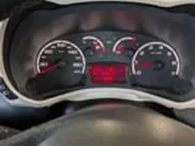 Ford Ka (2011) thumbnail 10