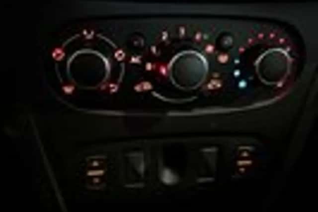 Dacia Sandero (2013) thumbnail 14