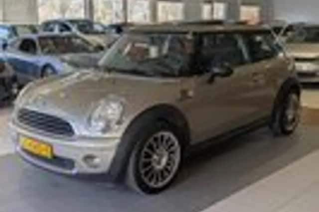 MINI Mini (2010) thumbnail 2