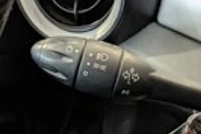 MINI Mini (2010) thumbnail 14