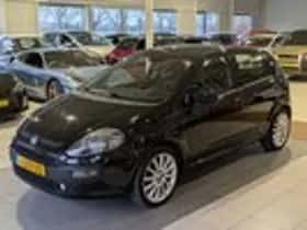 Fiat Punto (2010) thumbnail 2
