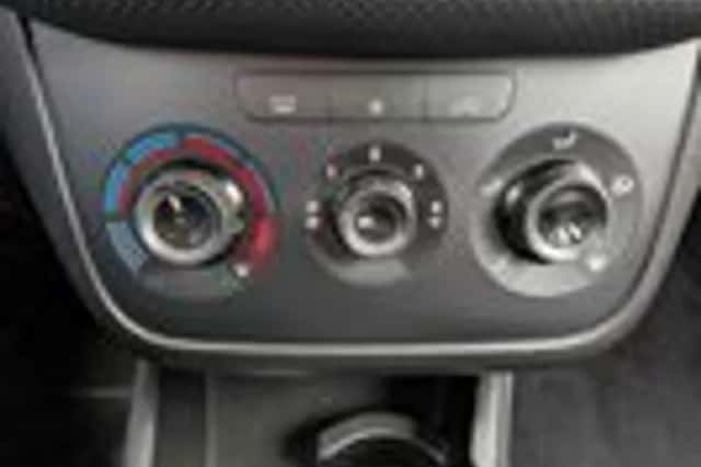 Fiat Punto (2010) thumbnail 15