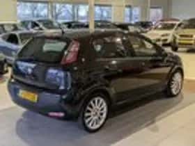 Fiat Punto (2010) thumbnail 4