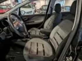Fiat Punto (2010) thumbnail 6