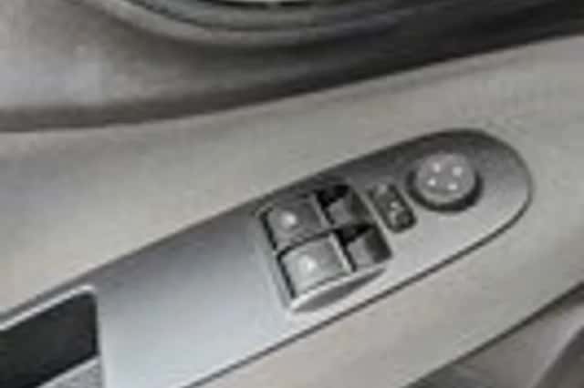Fiat Punto (2010) thumbnail 10