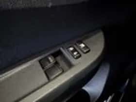 Toyota Verso-S (2011) thumbnail 11