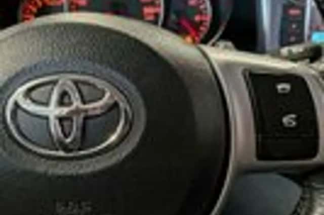 Toyota Verso-S (2011) thumbnail 15