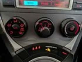 Toyota Verso-S (2011) thumbnail 19
