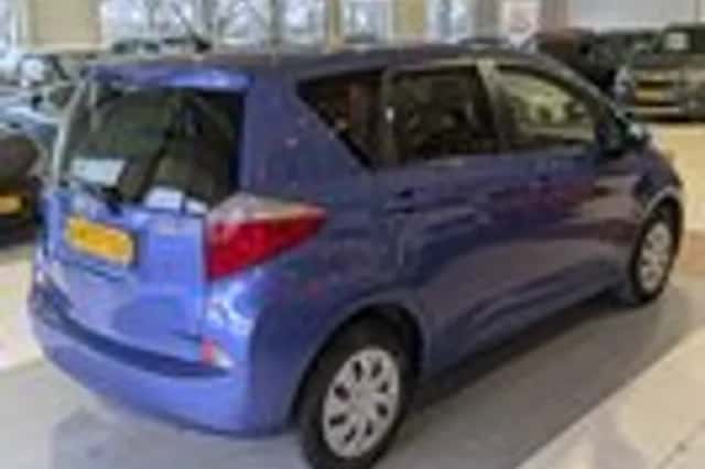 Toyota Verso-S (2011) thumbnail 4