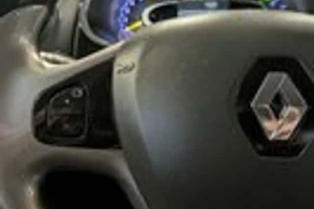 Renault Clio (2015) thumbnail 13