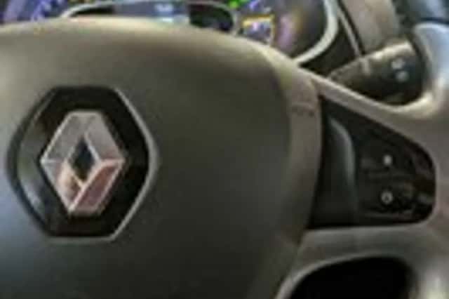 Renault Clio (2015) thumbnail 14