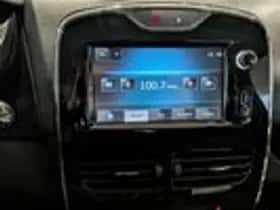 Renault Clio (2015) thumbnail 15