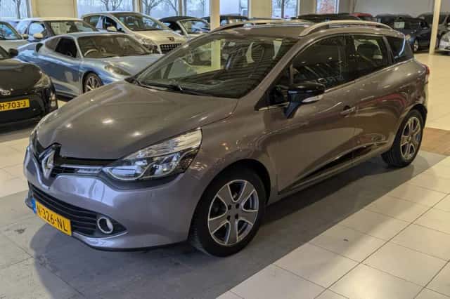 Renault Clio (2015) thumbnail 2