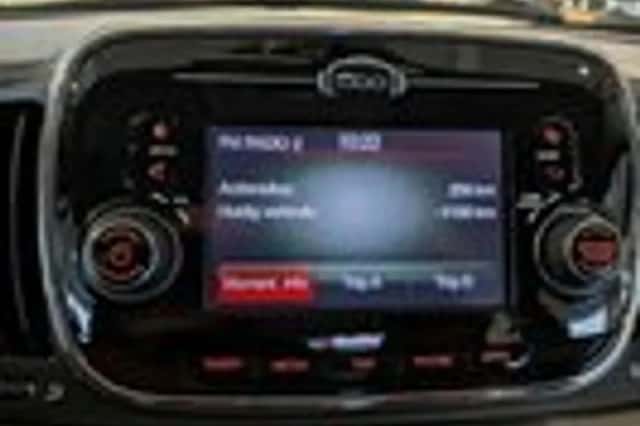 Fiat 500 (2015) thumbnail 15