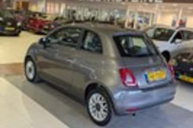 Fiat 500 (2015) thumbnail 3