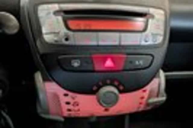 Peugeot 107 (2010) thumbnail 11
