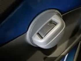 Peugeot 107 (2010) thumbnail 12