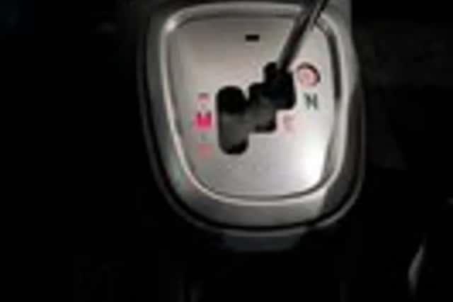 Peugeot 107 (2010) thumbnail 13