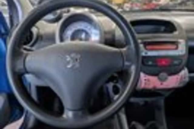 Peugeot 107 (2010) thumbnail 9