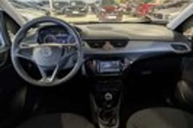 Opel Corsa (2014) thumbnail 9