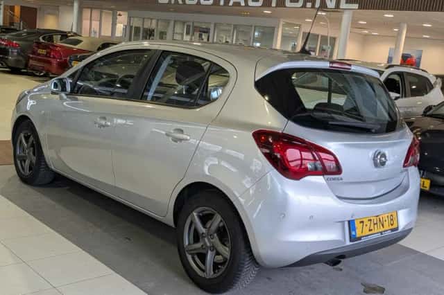 Opel Corsa (2014) thumbnail 3